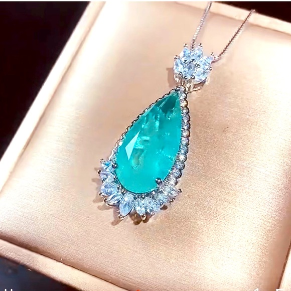 ✨✨Dainty Paraiba Tourmaline Drop Tear Necklace✨✨ - Picture 4 of 4